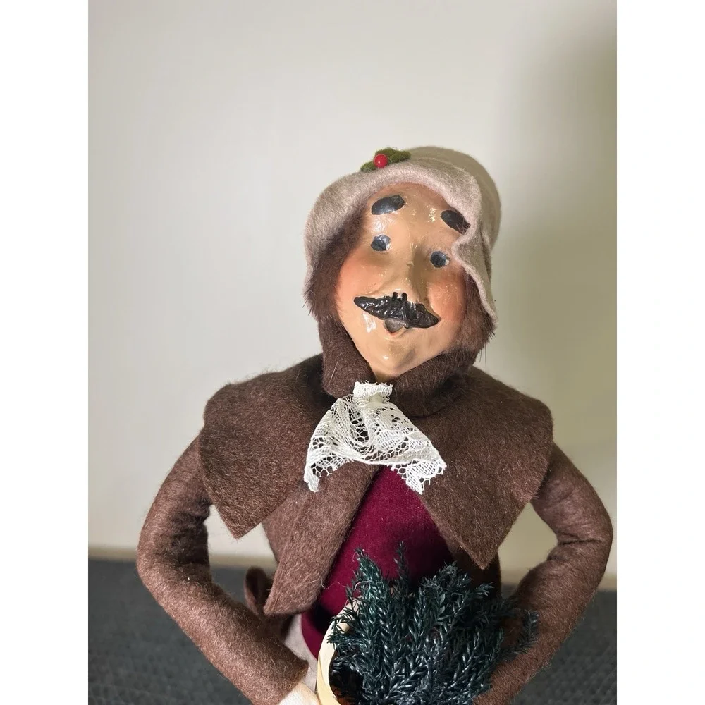 Vtg Byers Choice Caroler Man With‎ Brown Mustache Holding Basket Of Greens,